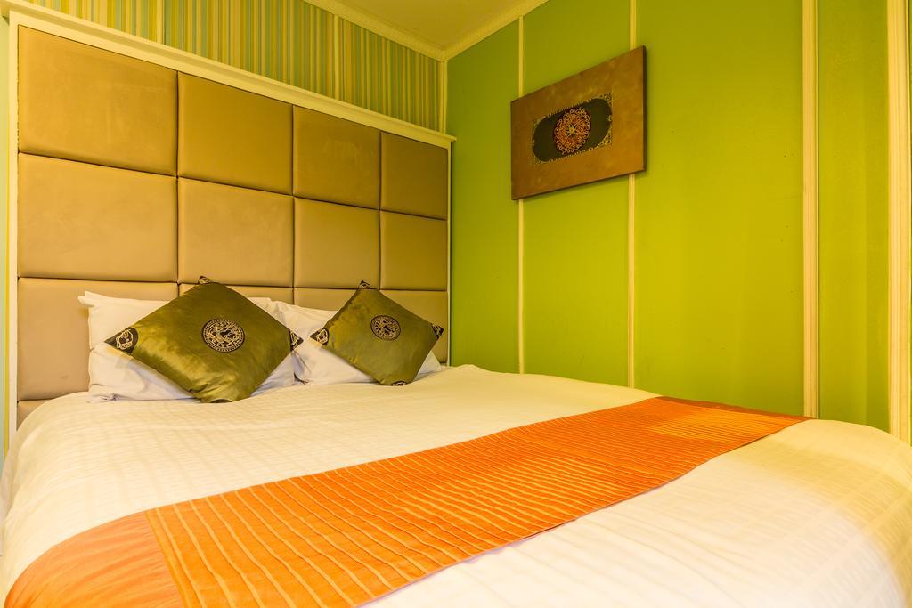 Inn Sam's Bangkok